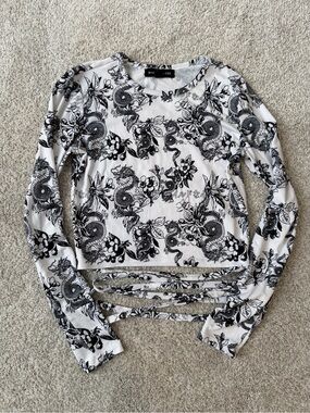 Black & White Floral Dragon Long-Sleeve Crop Top